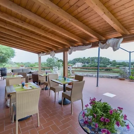 Brigida 4* Carloforte (Isola di San Pietro)